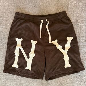 Casa de lipa NY shorts